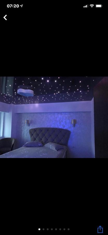 Appartamento Garsoniera Lux Centru Pietonal Tirgu - Jiu Târgu Jiu Esterno foto